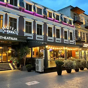 5* Otel Theatrum